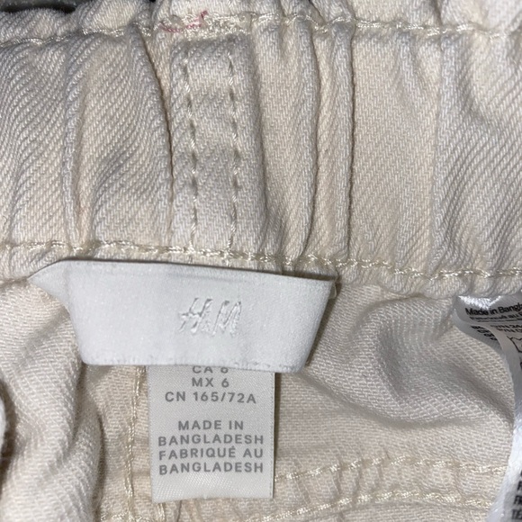 H&M Paperbag pants <3 - Picture 2 of 2